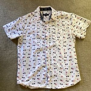 Short sleeve button up -USA